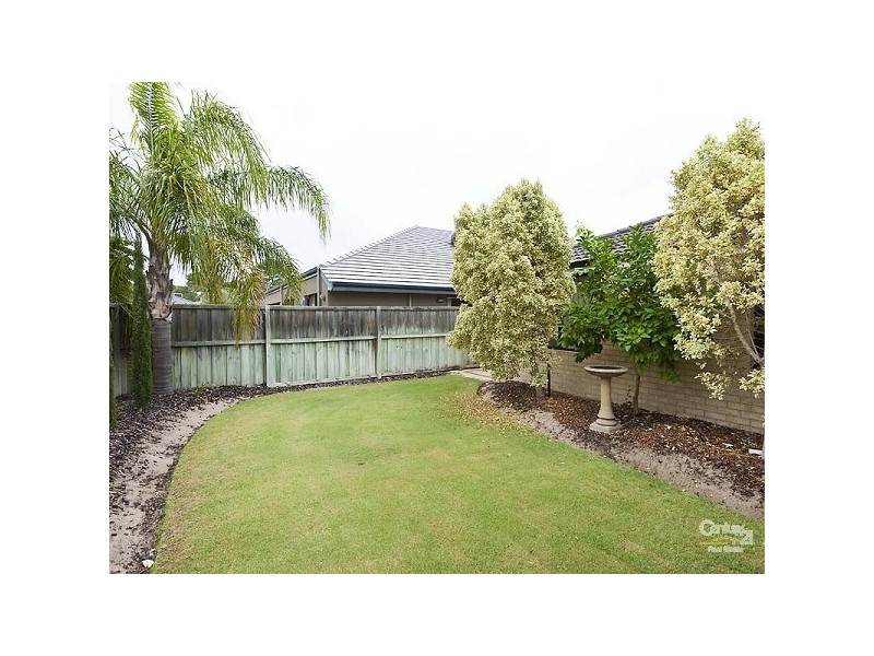 31 Bellini Ave, Ellenbrook WA 6069