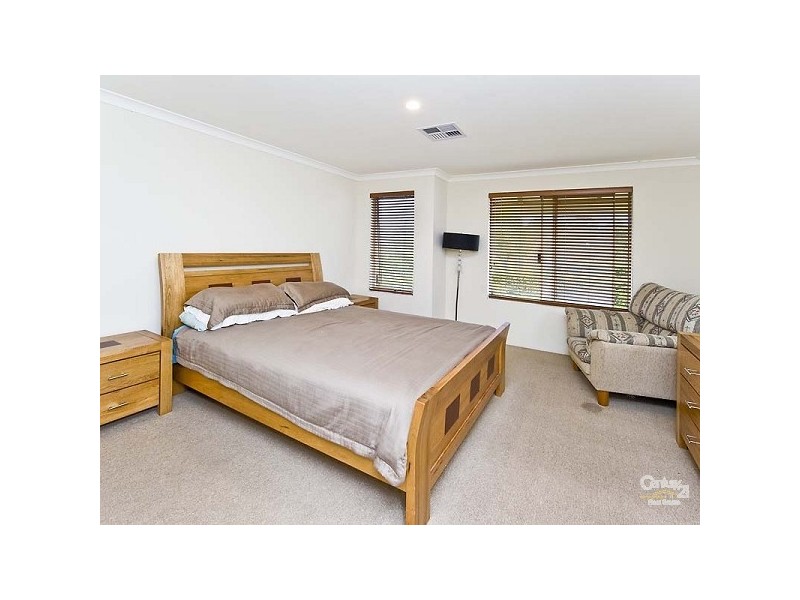 19 Wollaston Vista, Ellenbrook WA 6069