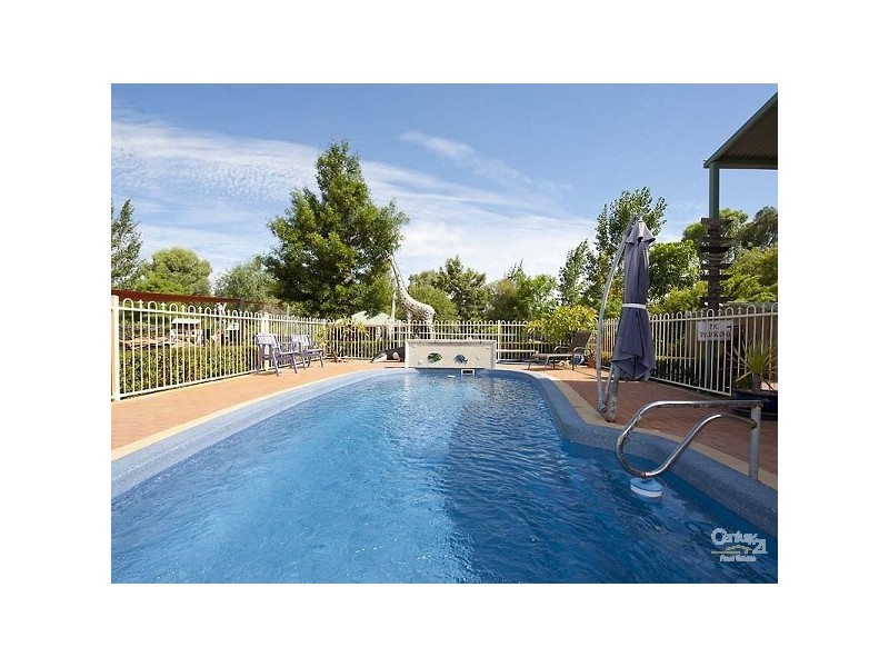 50 Horseshoe Crt, Henley Brook WA 6055