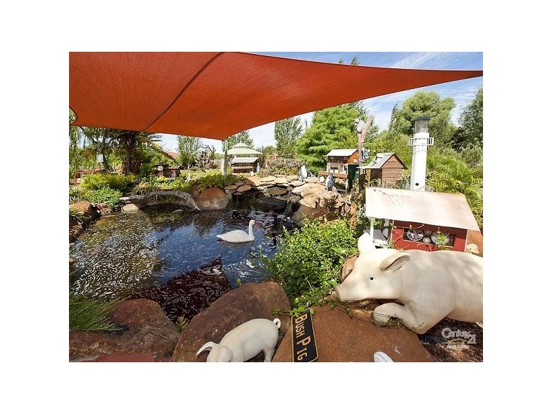 50 Horseshoe Crt, Henley Brook WA 6055