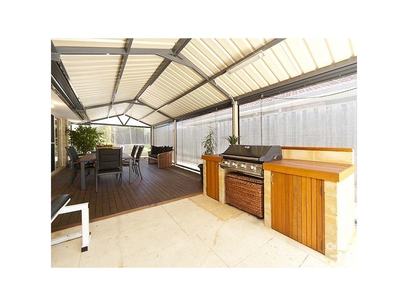 11 Forge Lane, Henley Brook WA 6055