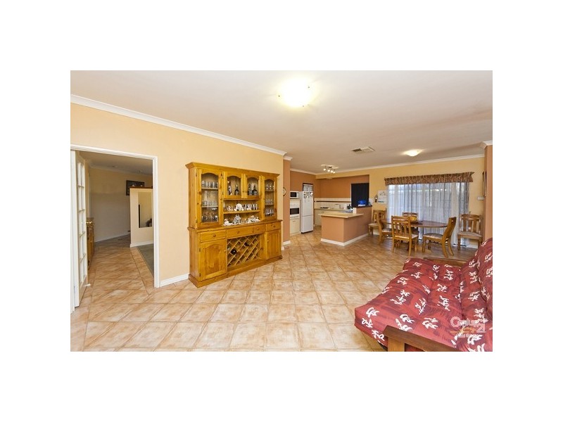 68 Ponte Vecchio Blvd, Ellenbrook WA 6069