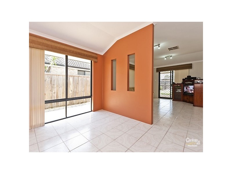 67 Vaucluse Cres, Ellenbrook WA 6069
