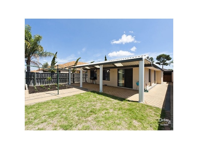 67 Vaucluse Cres, Ellenbrook WA 6069