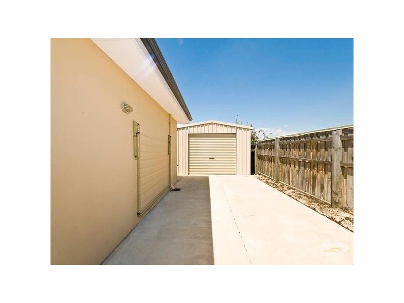 23 Glenora View, Ellenbrook WA 6069
