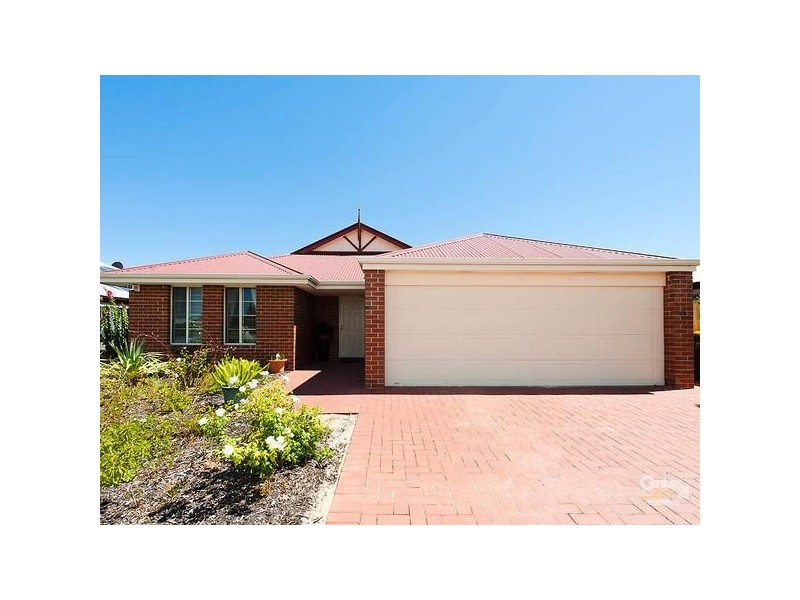 25 Bancombe Cres, Ellenbrook WA 6069