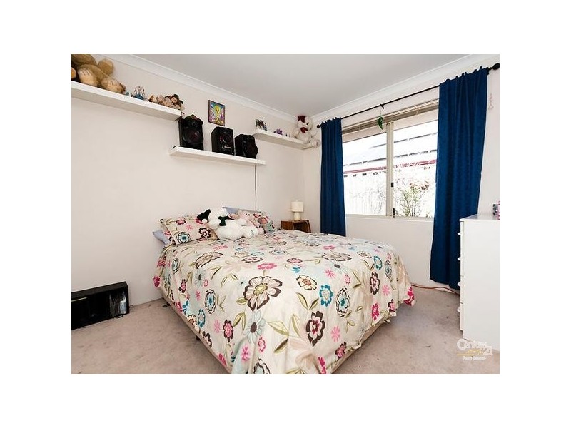 25 Bancombe Cres, Ellenbrook WA 6069