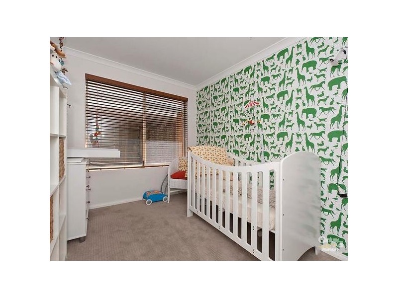 34 Simmonds Pass, Ellenbrook WA 6069