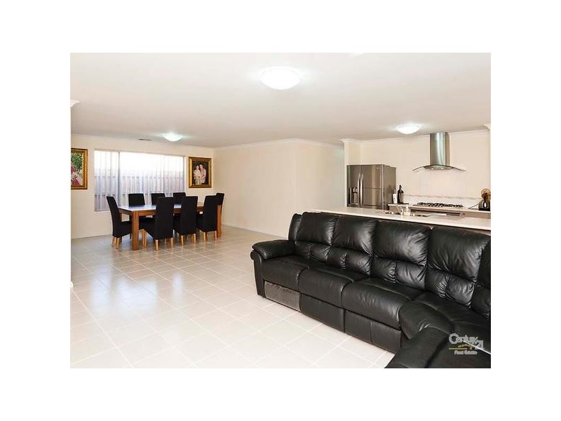 12 Voyager Link, Ellenbrook WA 6069