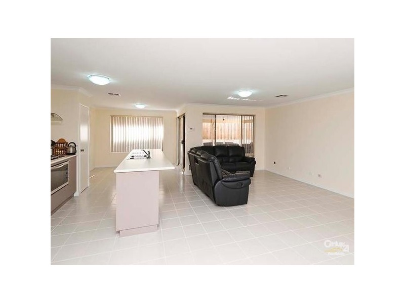 12 Voyager Link, Ellenbrook WA 6069