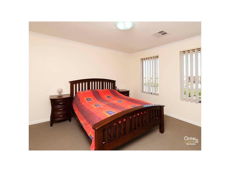 12 Voyager Link, Ellenbrook WA 6069