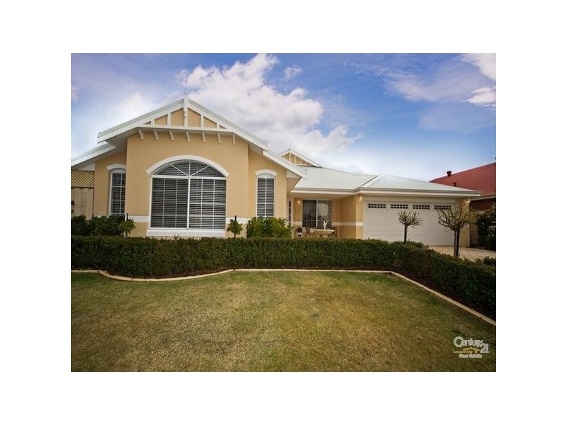 34 Crossland Ave, Ellenbrook WA 6069