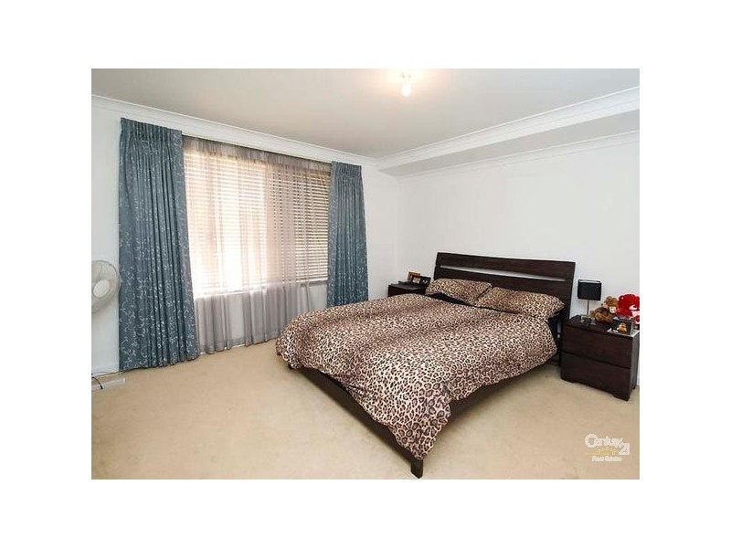 55 Rainsby Cres, Ellenbrook WA 6069