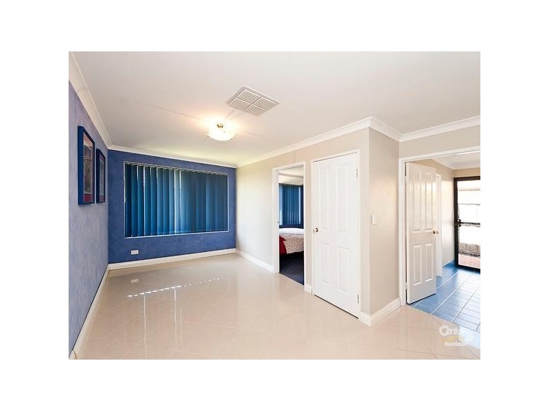 7 Glade Terrace, Ellenbrook WA 6069