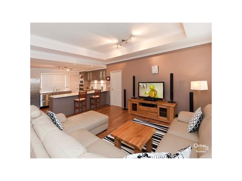 10 Jilgin Way, Ellenbrook WA 6069