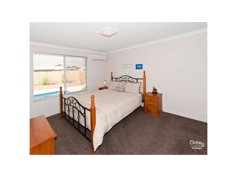 10 Jilgin Way, Ellenbrook WA 6069