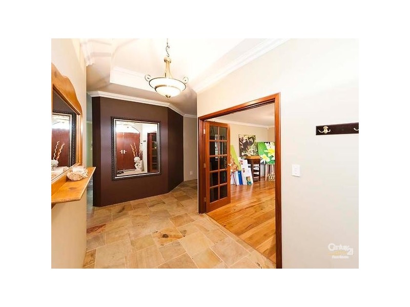 14 Gnangara Rd, Henley Brook WA 6055