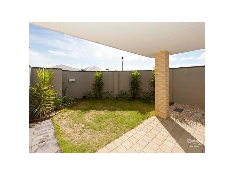10 Weyba Turn, Ellenbrook WA 6069