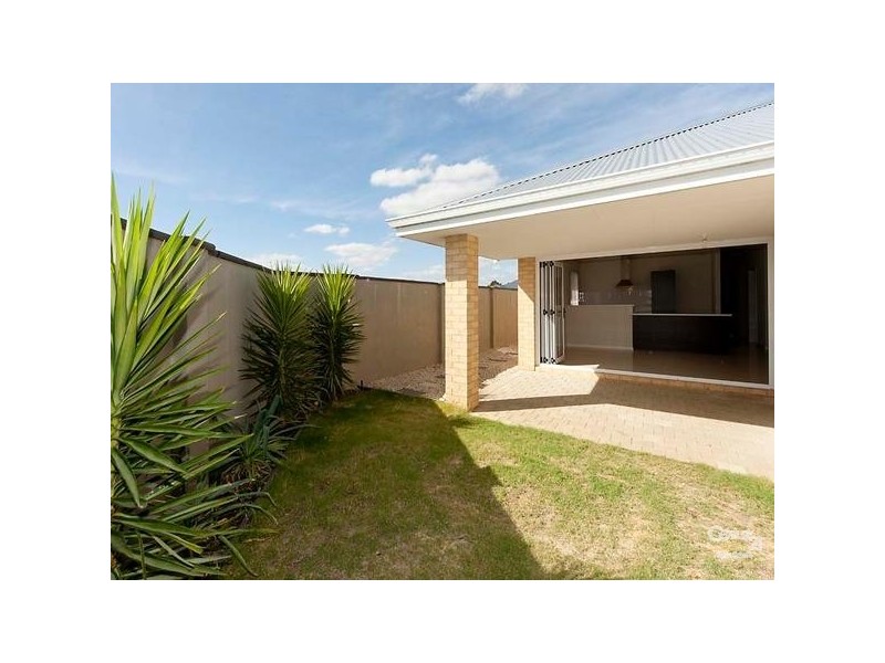 10 Weyba Turn, Ellenbrook WA 6069