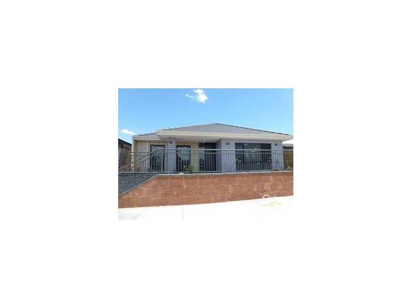 43 Pineroo Terrace, Ellenbrook WA 6069