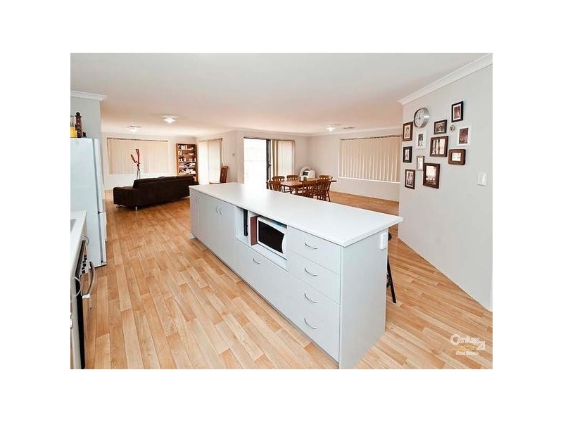 94 Lomas Circle, Ellenbrook WA 6069