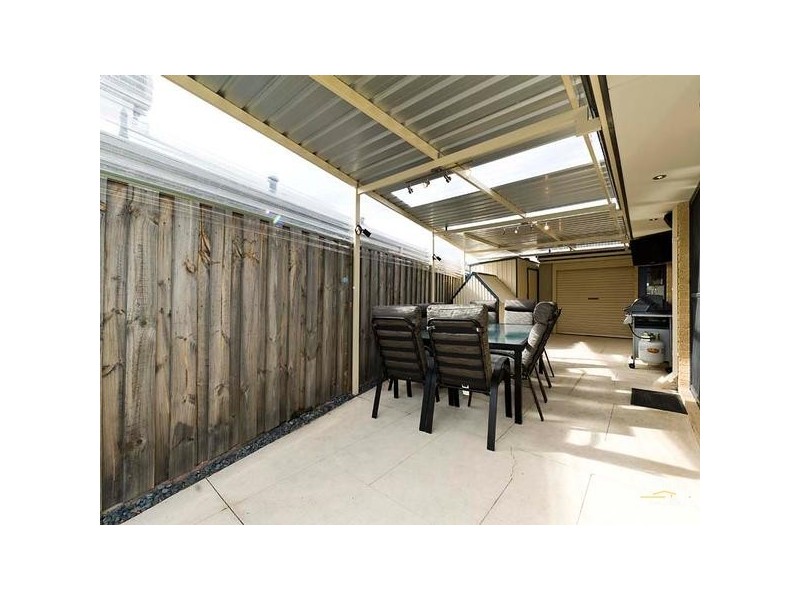 15 Farmaner Parkway, Ellenbrook WA 6069