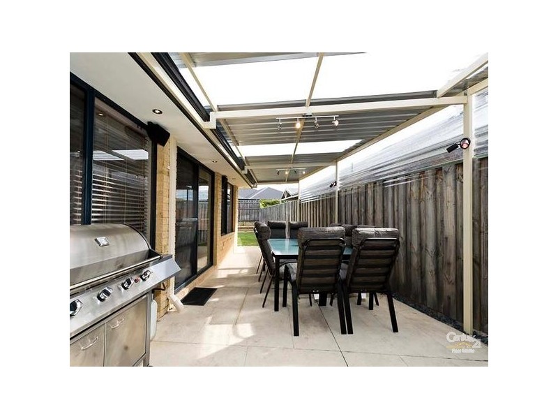 15 Farmaner Parkway, Ellenbrook WA 6069