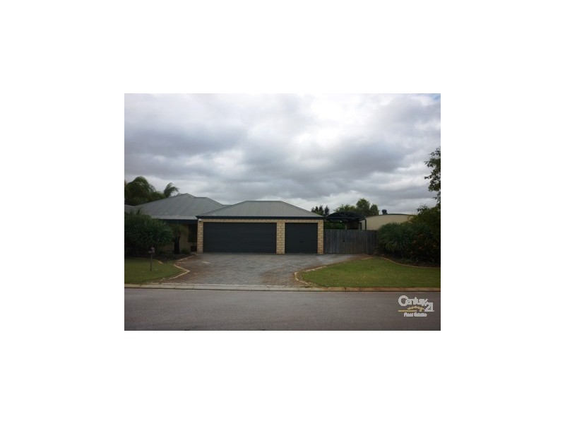 35 Horseshoe Circle, Henley Brook WA 6055
