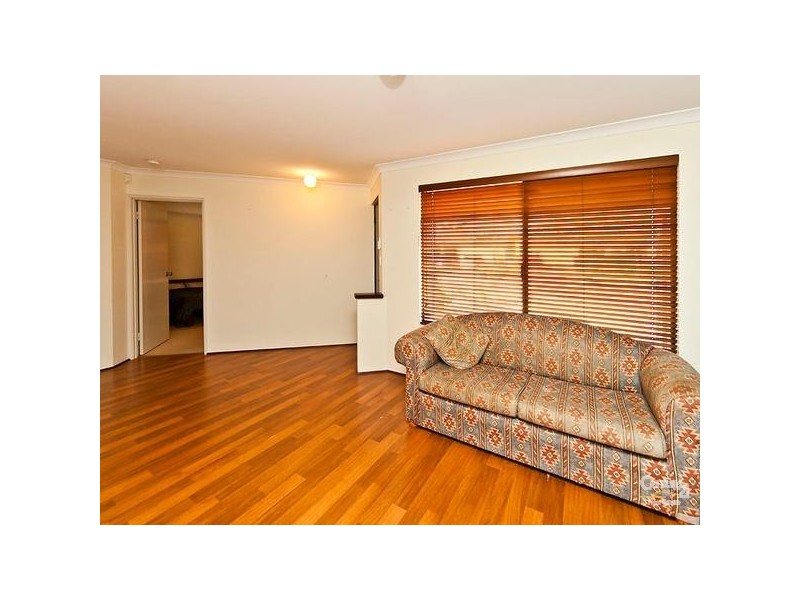 18 Alderley Close, Ellenbrook WA 6069