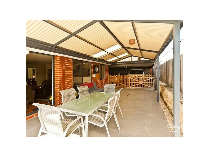18 Alderley Close, Ellenbrook WA 6069