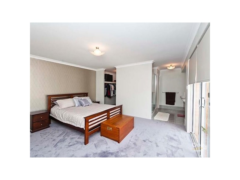 6 Argent Street, Aveley WA 6069