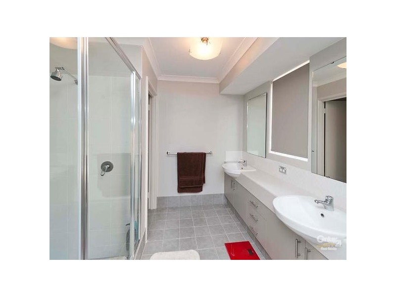 6 Argent Street, Aveley WA 6069