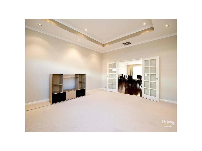 76 Wisful Pde, Aveley WA 6069