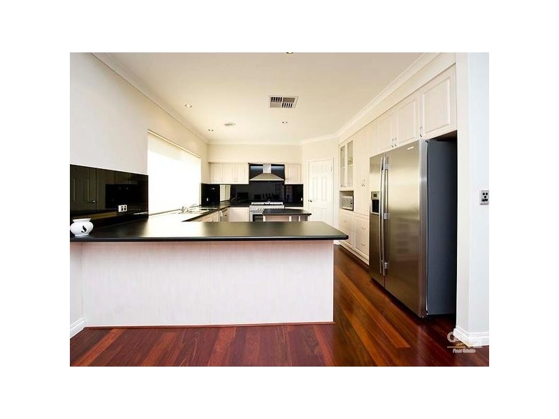 76 Wisful Pde, Aveley WA 6069