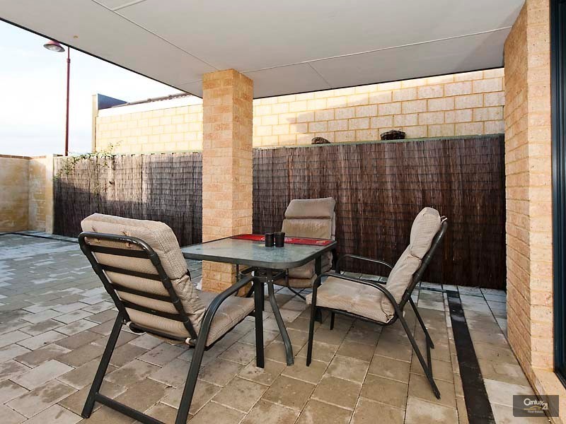 6 Oban Way, Ellenbrook WA 6069