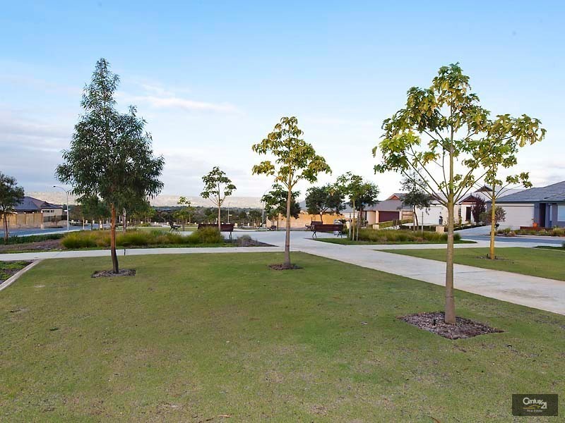 6 Oban Way, Ellenbrook WA 6069