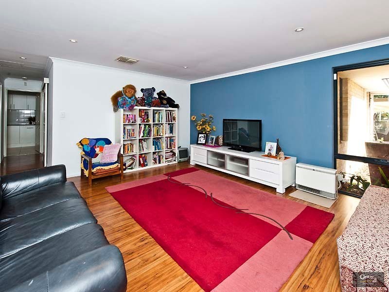 12 Carinta Court, Ellenbrook WA 6069