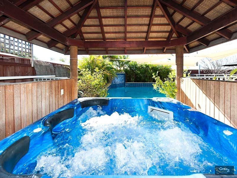 12 Carinta Court, Ellenbrook WA 6069