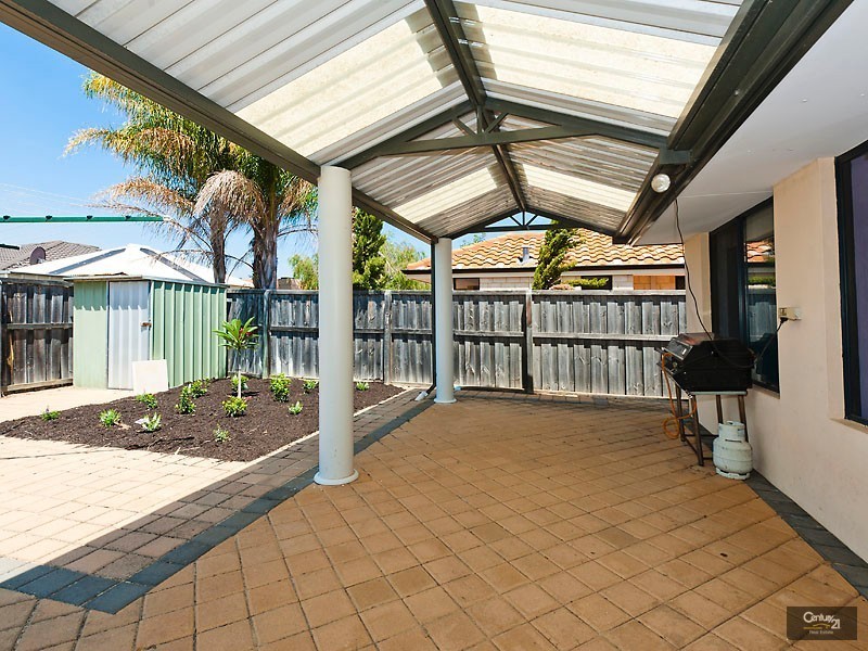 67 Vaucluse Cres, Ellenbrook WA 6069