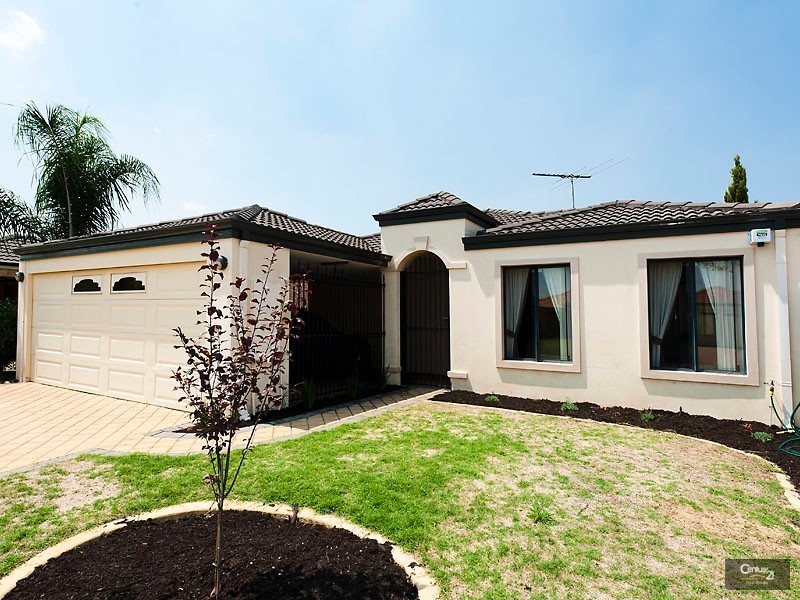 67 Vaucluse Cres, Ellenbrook WA 6069