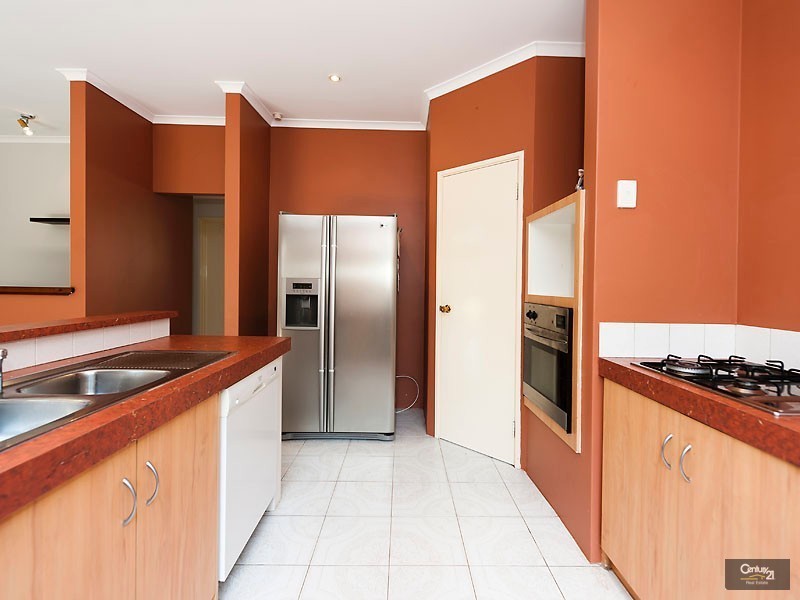 67 Vaucluse Cres, Ellenbrook WA 6069
