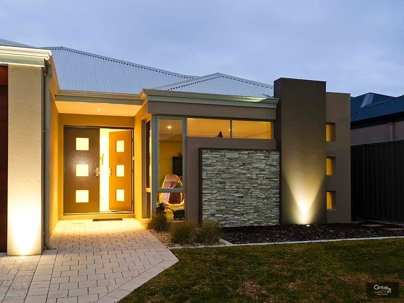 8 Whitehart Entrance, Aveley WA 6069