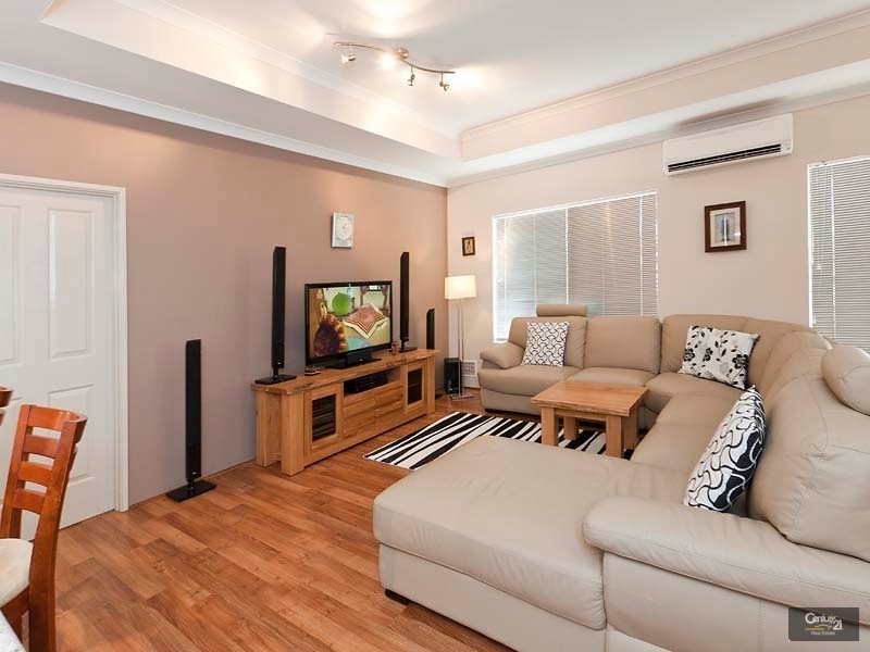 10 Jilgin Way, Ellenbrook WA 6069