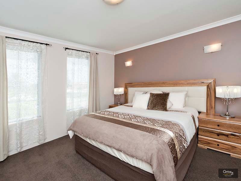 10 Jilgin Way, Ellenbrook WA 6069