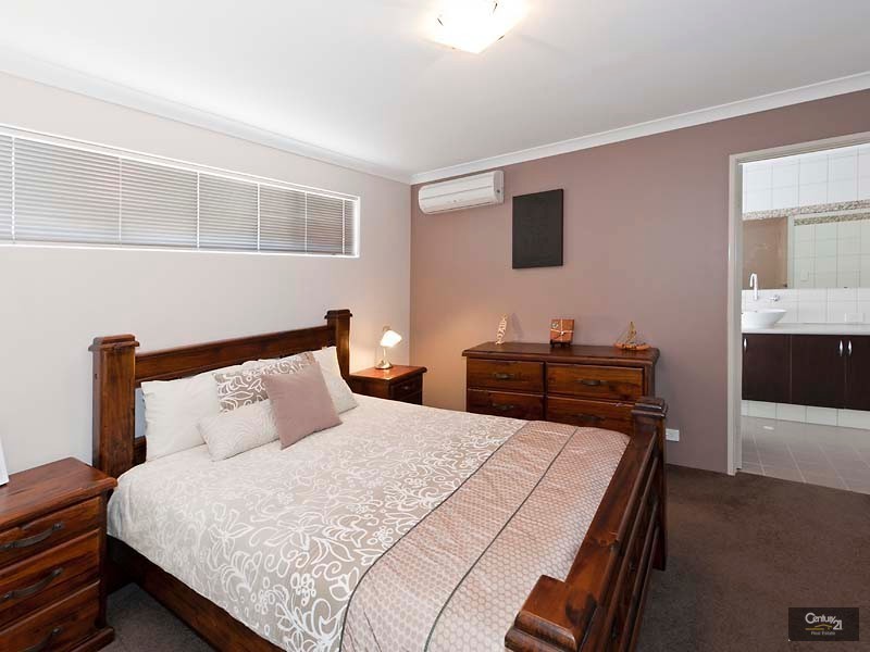 10 Jilgin Way, Ellenbrook WA 6069