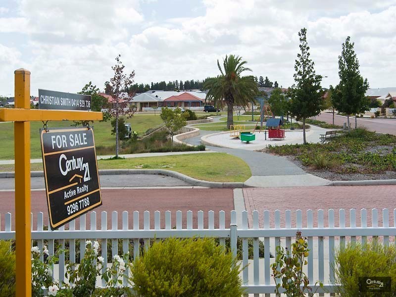 10 Jilgin Way, Ellenbrook WA 6069