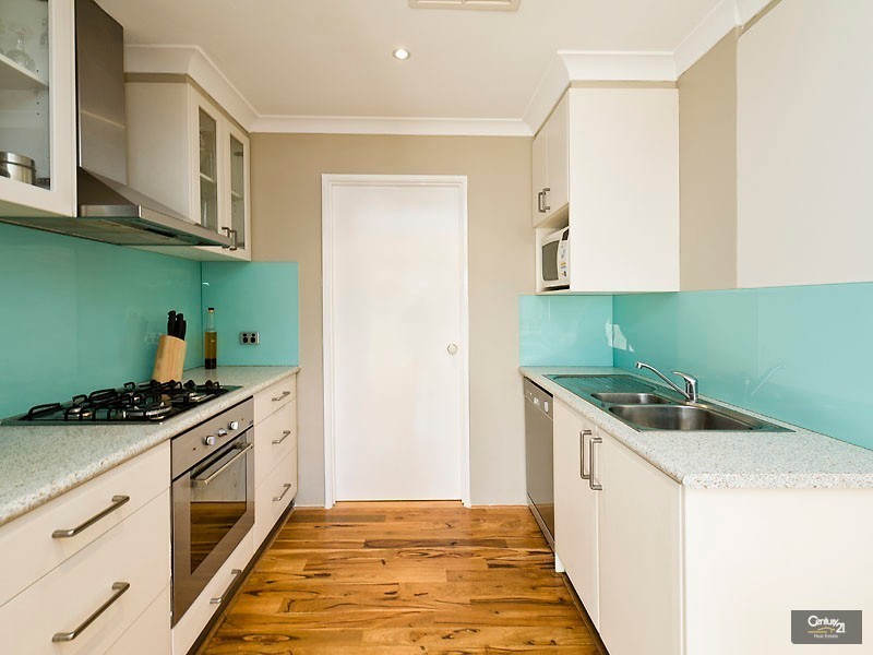 27 Midsummer Circle, Ellenbrook WA 6069