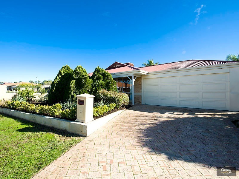 27 Midsummer Circle, Ellenbrook WA 6069