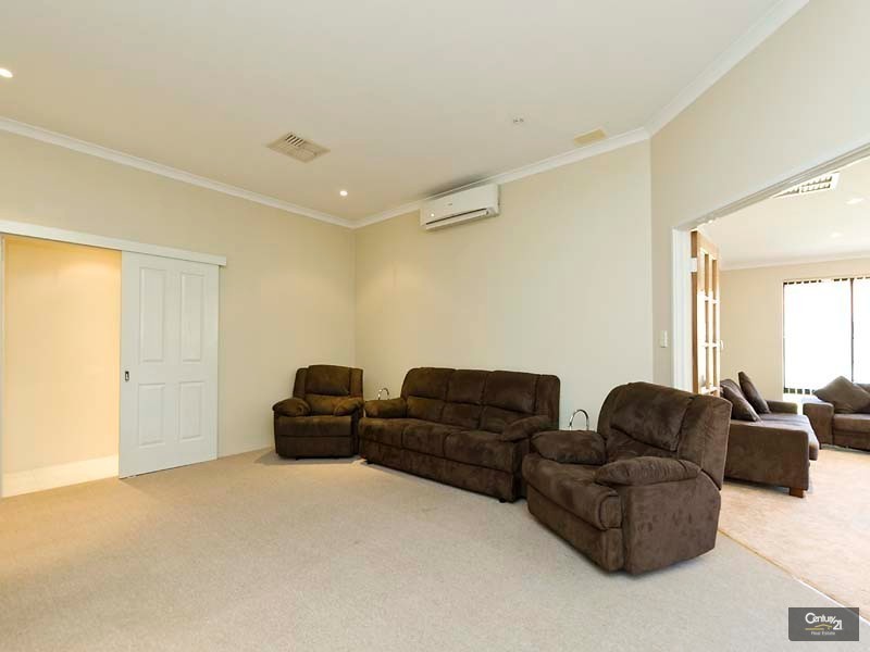 162 Ponte Vecchio Blvd, Ellenbrook WA 6069