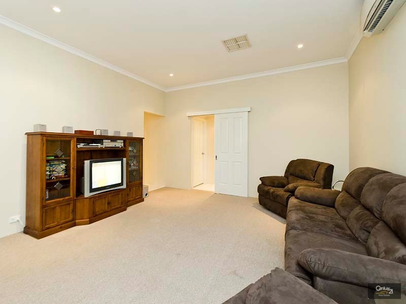 162 Ponte Vecchio Blvd, Ellenbrook WA 6069